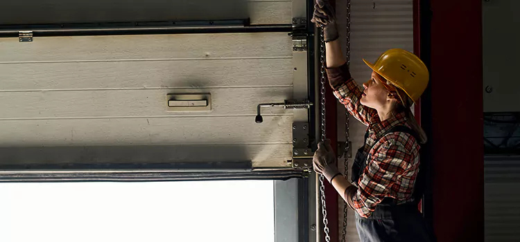 Addressing Common Garage Door Stoppage Issues in Altadena, CA